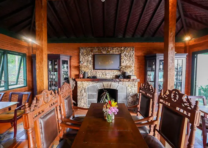 Munduk Farmhouse *